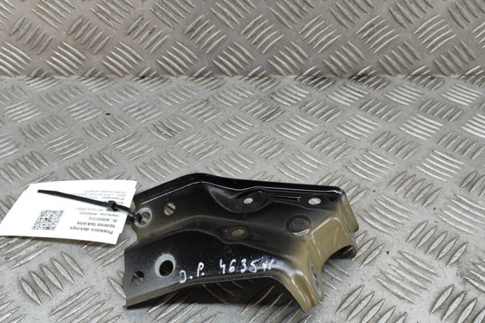 Suport aripa dreapta față TOYOTA SIENNA _L4_ 2020 OEM: 53835-08020 26957313