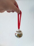Ornament de Crăciun / lod de portelan, marcat Hutschenreuther, 4cm diametru,