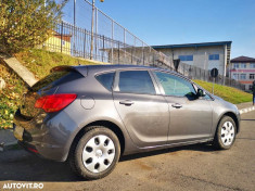 Opel Astra J, 2011, Benzina 100 CP, Manuala, 70.000 km foto