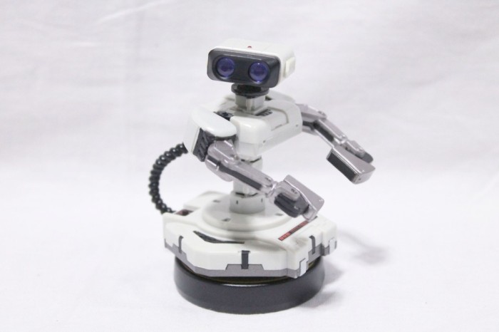 Figurina Nintendo Amiibo Rob The Robot