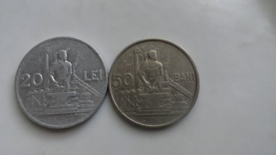2 MONEDE 50 LEI UNC . foto