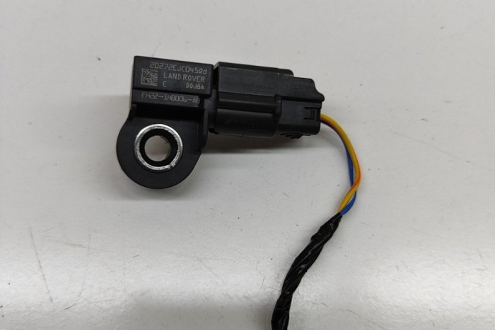 Senzor de impact st&acirc;nga față JAGUAR F-TYPE Coupe X152 2021 OEM: FH22-14B006-AB 30249478