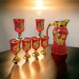 Set carafă cu pahare roșii florale, Oem