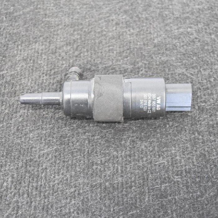 Motor rezervor lichid de parbriz AUDI A5 8T3 2011 OEM: 3B7955681 | 10000348
