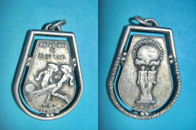 5156-Medalia Fotbal AICVS&amp;ndash;Per Ludos Fraternitas Belgia. Primii ani de Fotbal. foto