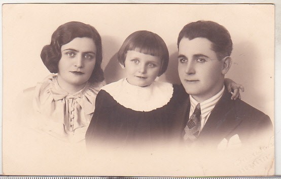 bnk foto Portret de familie - Foto Barasch Bucuresti 1932