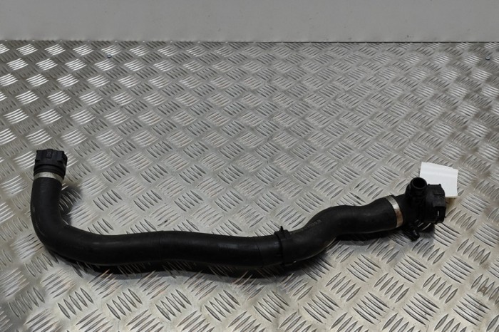 Furtun de lichid de răcire BMW 4 Coupe F32, F82 2016 OEM: 8514050 22638281