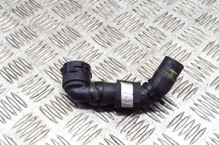 Furtun de lichid de răcire AUDI Q5 FY 2021 OEM: 5Q0122291N 21422643