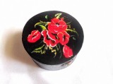 Cutie din lemn, de forma rotunda cu maci 38777