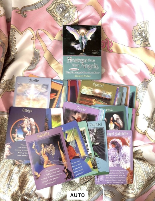 Cărți oracol ~Messages from your angels~Doreen Virtue