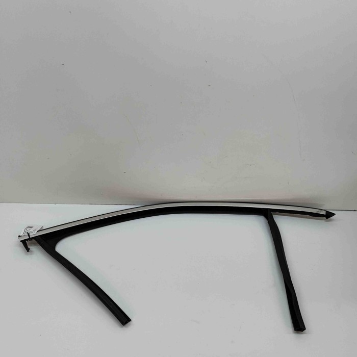 Bandou superior ușă dreapta față VW T-ROC A11 2021 OEM: 2GA837432 29047019