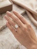 Cumpara ieftin Inel din Argint 925 placat cu aur 14k Radiant Glam cu Zirconiu Dreptunghiular, Model Solitaire Pave