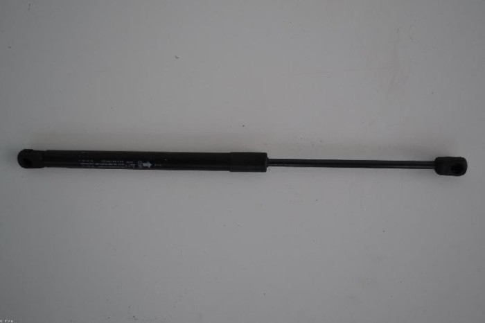 Amortizor capota dreapta față CHEVROLET CAPTIVA C100, C140 2007 OEM: 96830124 2357666