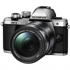 Aparat foto Mirrorless Olympus E-M10 Mark III 16.1 Mpx Silver Kit EZ-M 14-150mm IIR Kit Black foto