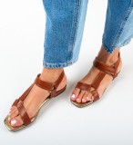 Cumpara ieftin Sandale Montes Camel
