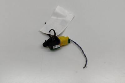Senzor de impact st&amp;acirc;nga spate VW PASSAT Variant B7 365 2014 OEM: 5N0959351B 30782782 foto