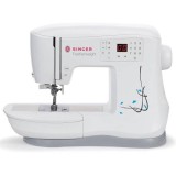 Masina de cusut C240, 60 modele cusaturi, Tip control rotativ, Numar de poziții ale acului 2, Butoniera tip 2, cu un singur pas, Alb