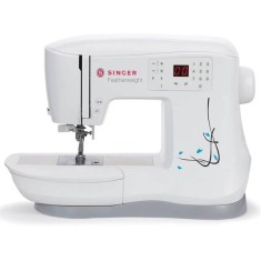 Masina de cusut C240, 60 modele cusaturi, Tip control rotativ, Numar de poziții ale acului 2, Butoniera tip 2, cu un singur pas, Alb