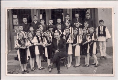 Fotografie din perioada anulor 60 foto