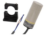 Senzor capacitiv OMRON 3-25mm 90-250V AC cu 2 cabluri NO IP67