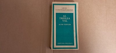 Carte al treilea val foto