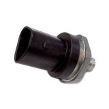 Cumpara ieftin Senzor presiune combustibil ALFA ROMEO GIULIETTA 940 BOSCH 0261545080