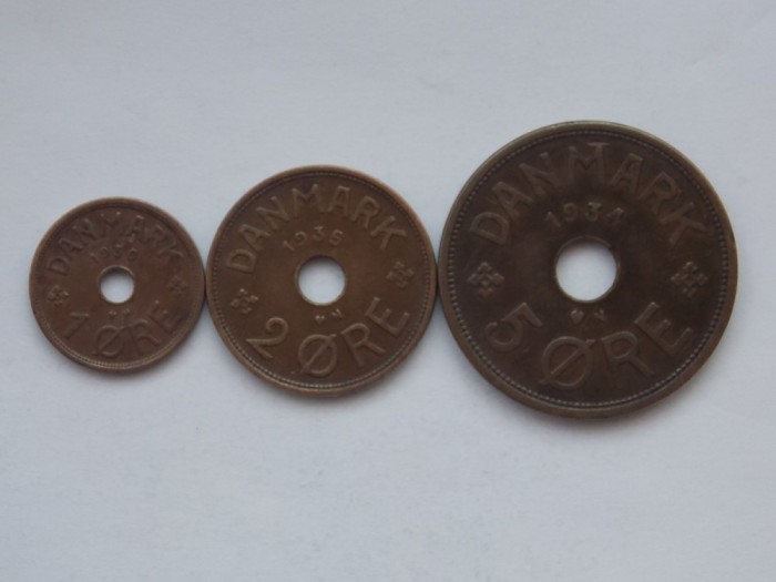 LOT 3 MONEDE -1,2,5 ORE DANEMARCA 1930-1935