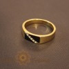 Inel masonic cu 5 cristale zirconia , Design elegant cu decor negru, latime 7 mm