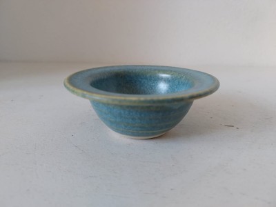 Vas ceramic mic, glazura albastra, pentru sosuri, 3.5cm inaltime x 8cm diametru foto