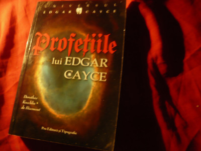 D.Koechlin - Profetiile lui Edgar Cayce - Ed.2007 , 296 pag foto