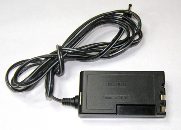 Canon DC-100 power adapter/inverter Black(34)