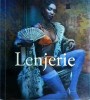 Lenjerie (2008), Brosata