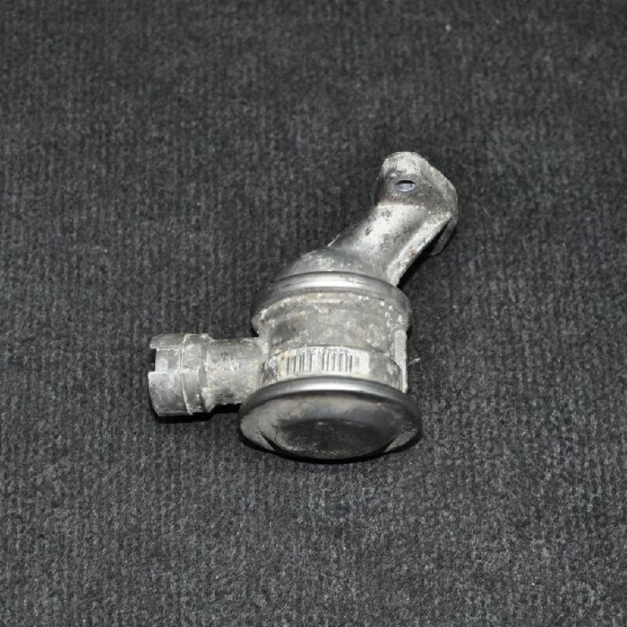 Supapa EGR BMW 7 E65, E66, E67 2003 OEM: 72823801 1760431
