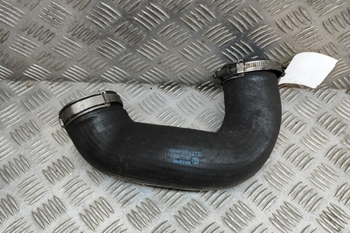 Furtun intercooler AUDI Q7 4L 2007 OEM: 7L6145972E 22913548