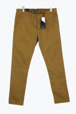 Pantaloni casual barbati maro W30 L30, Talie 88 cm, lungimea exterioara a cracului 106 cm, Maro, W30-L30 US foto