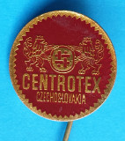 Insigna veche Cooperare internationala industrie - economie CENTROTEX