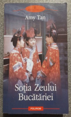 Amy Tan - Soția Zeului Bucătăriei foto