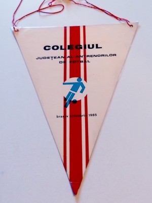 Fanion fotbal - Colegiul Judetean al Antrenorilor de Fotbal (Brasov 1985) foto