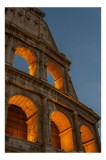 Tablou Canvas, "Colosseumul la asfințit paznic al timpului", Colosseum, Iluminare, Arcuri, Istorie, Arhitectură, Rome, Italia, Monument, Noapte, Renas