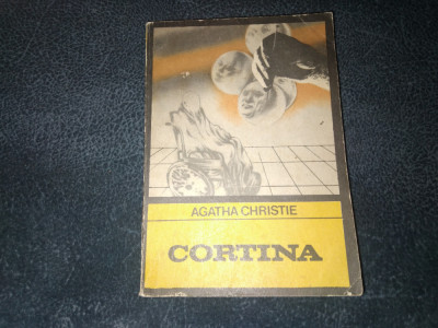 AGATHA CHRISTIE - CORTINA foto