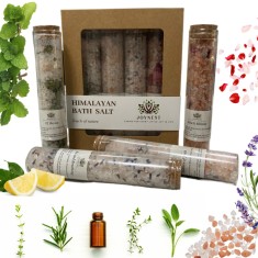 Himalayan Bath Salt JoyNest&reg;, Set Exclusiv de 4 Fiole Sare de Himalaya, Petale si Uleiuri Esentiale Naturale