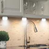 Set 3 lampi LED fara fir, autoadezive, cu telecomanda, 9x9x2.5 cm