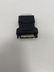 Adaptor alimentare HDD/SSD SATA 15pin - 4pin AMP (506)