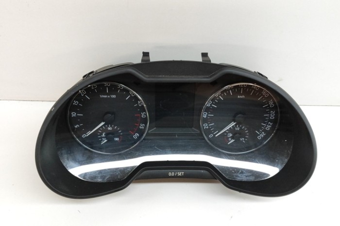 Ceas de bord SKODA OCTAVIA III Combi 5E5 2013 OEM: 5E0920871D,A2C53427456 22475820