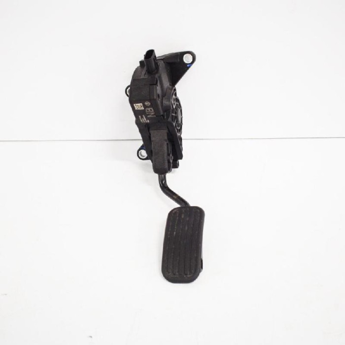 Pedala de accelerație TOYOTA C-HR _X1_ 2018 OEM: 78110-F4040 | 3448040