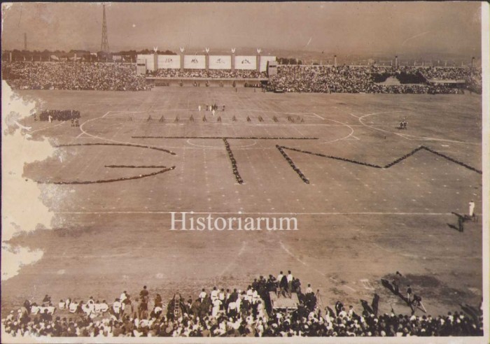 HST P2/563 Poză delegația rom&acirc;nă Praga manifestație antirăzboi anii 1930