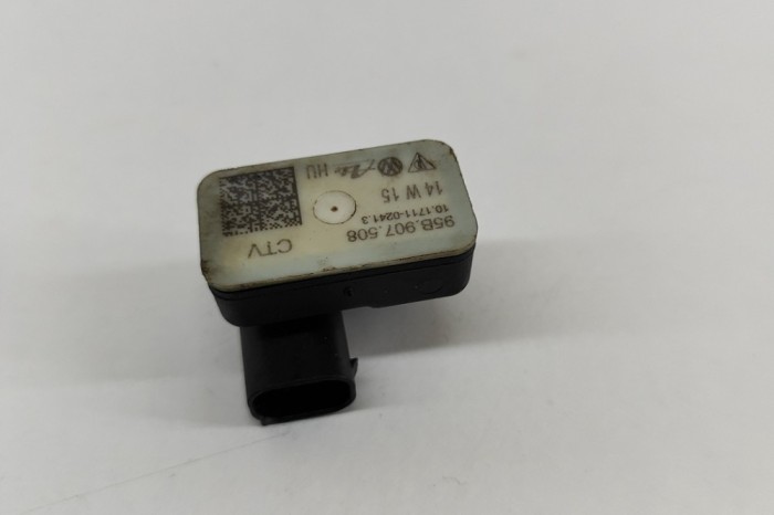 Senzor de accelerație PORSCHE MACAN 95B 2015 OEM: 95B907508 | 23781334