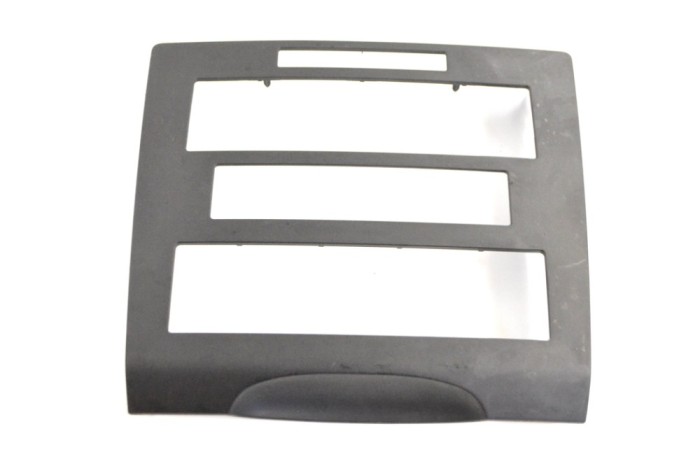 nerasta VW ROUTAN 2013 OEM: 1FE63TRMAB 13318133
