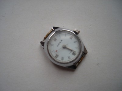 Ceas de dame Orex 19 rubine, defect, nu se poate trage foto