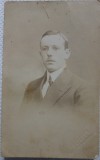 Fotografie tip Carte Postala, Portret de barbat, perioada interbelica
